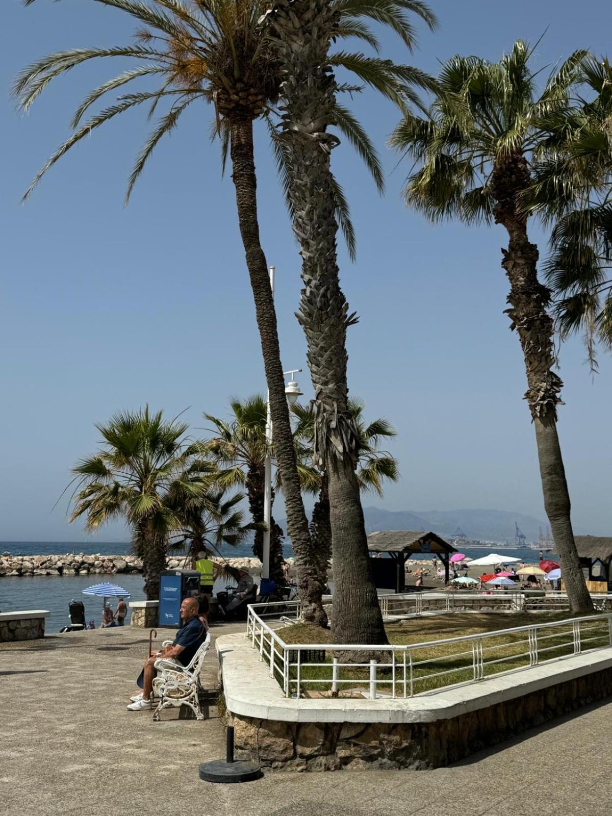 Pedregalejo Beach Malaga Exterior photo